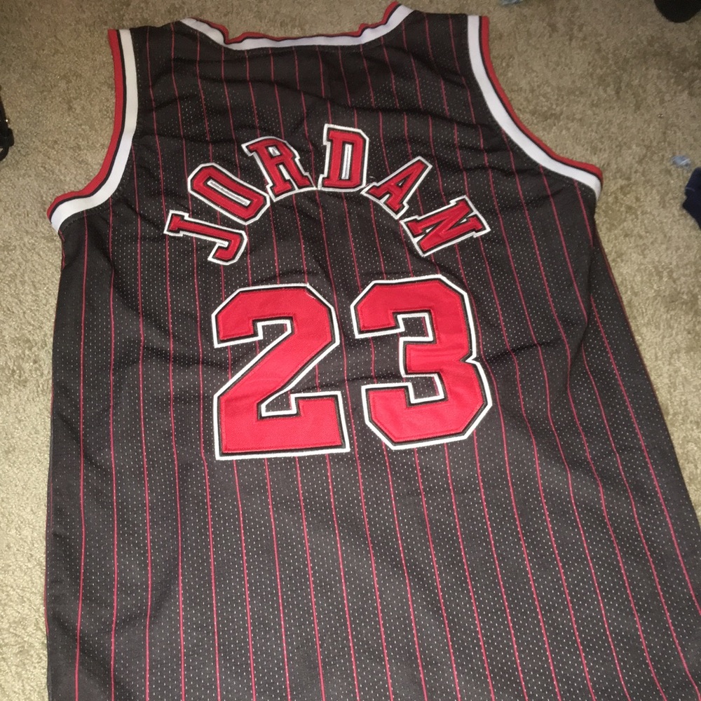 MICHAEL JORDON NBA jersey size XL